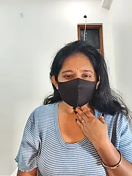 Snapshot of Your-Vedika chatting on November 2025 07:51:01 PM Your-Vedika online show from November 2025 07:51:01 PM