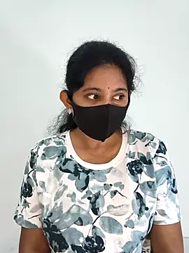 Snapshot of Your-Vedika chatting on November 2025 05:00:01 AM Your-Vedika online show from November 2025 05:00:01 AM