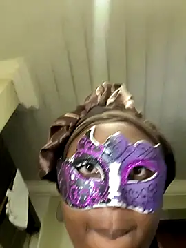 malaika1999 online show from March 2026 04:42:02 AM