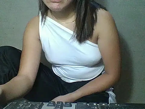 Skinny PinayGirljust18 online show from May 2026 10:43:02 PM