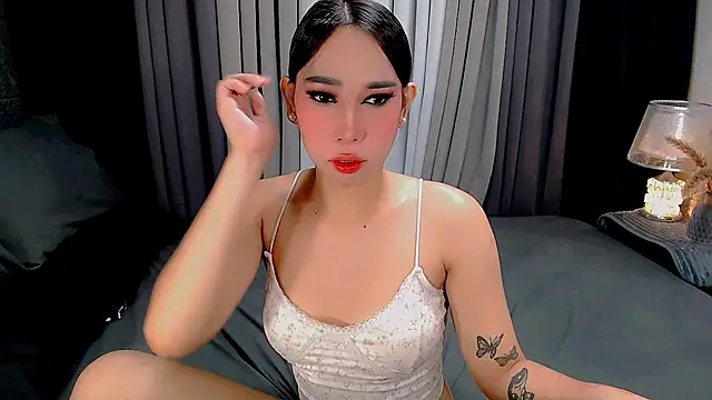 kisha greyson online show from November 2025 06:41:01 PM