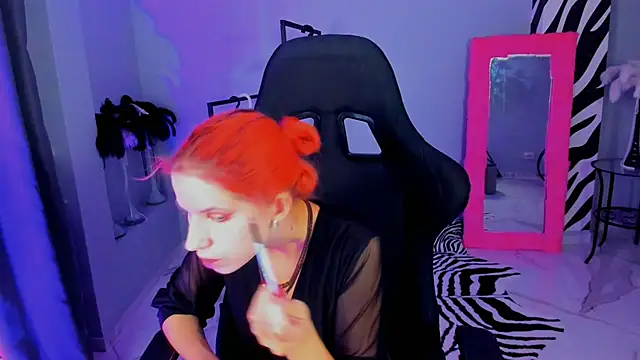 Snapshot of NitaNihil chatting on October 2025 07:13:02 PM NitaNihil online show from October 2025 07:13:02 PM