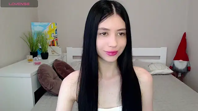 Snapshot of SelinLi chatting on May 2026 05:15:02 AM SelinLi online show from May 2026 05:15:02 AM