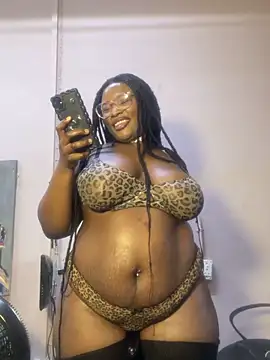 CurvyCocoxxx online show from June 2026 07:31:02 AM