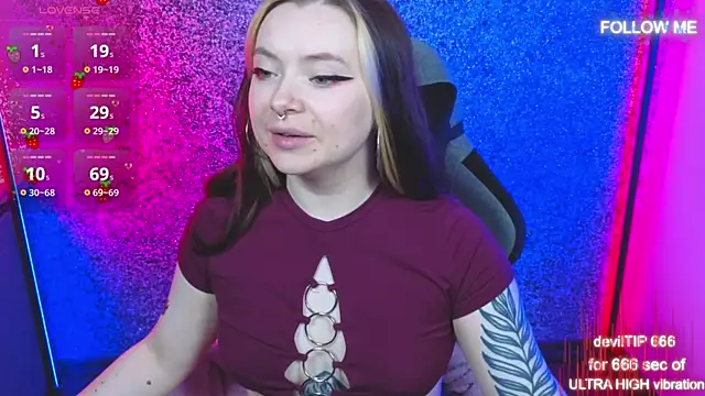 SadPotato  online show from October 2025 12:06:02 PM