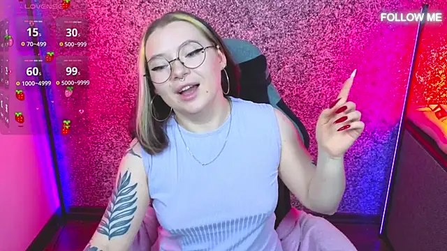 SadPotato  online show from October 2025 11:12:02 AM