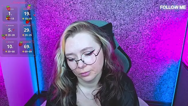 SadPotato  online show from October 2025 10:41:02 AM