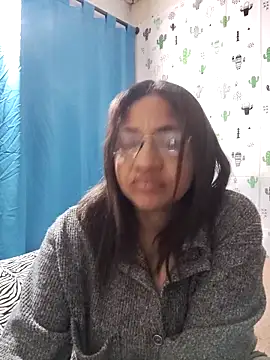 Avannay online show from October 2025 12:30:01 AM