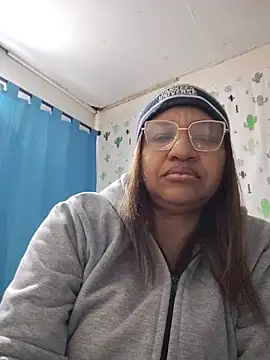 Snapshot of Avannay chatting on July 2026 01:52:01 AM Avannay online show from July 2026 01:52:01 AM