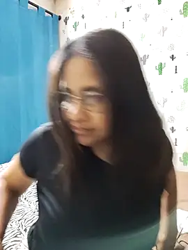 Avannay online show from October 2025 11:52:02 PM