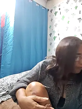 Avannay online show from November 2025 01:15:02 AM