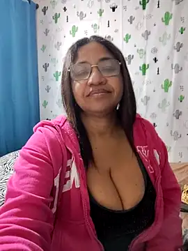 Avannay online show from October 2025 12:56:01 AM