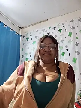 Snapshot of Avannay chatting on March 2026 01:27:02 AM Avannay online show from March 2026 01:27:02 AM