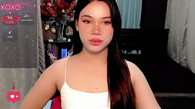 Snapshot of IamRaeganDolls69 chatting on November 2025 12:33:02 AM IamRaeganDolls69 online show from November 2025 12:33:02 AM