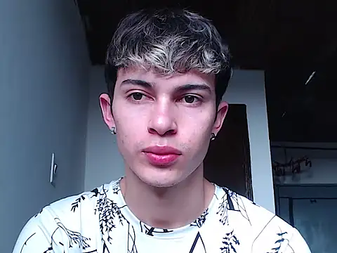 john vichenso online show from February 2026 08:31:02 PM