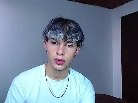 Snapshot of john_vichenso chatting on November 2025 08:56:02 PM john vichenso online show from November 2025 08:56:02 PM