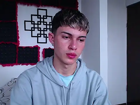 john vichenso online show from January 2026 08:12:02 PM