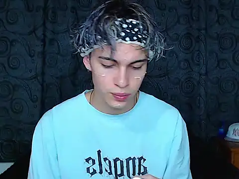 Snapshot of john_vichenso chatting on October 2025 11:04:02 PM john vichenso online show from October 2025 11:04:02 PM