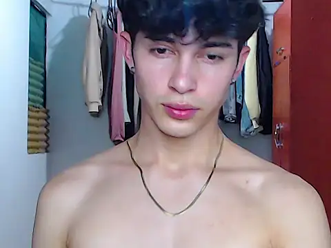 john vichenso online show from September 2025 09:40:01 PM