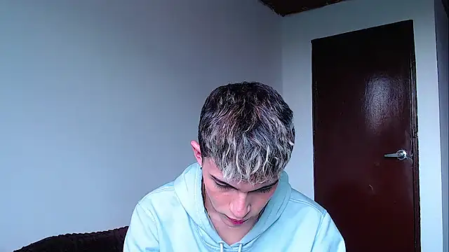 john vichenso online show from December 2025 09:26:02 PM