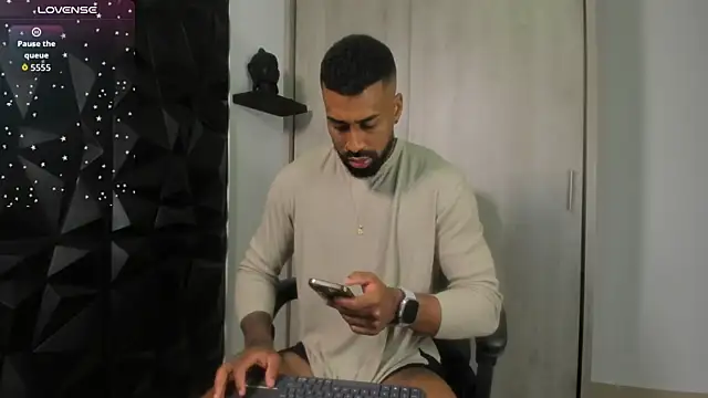 OstinDaniels online show from February 2026 10:01:02 PM