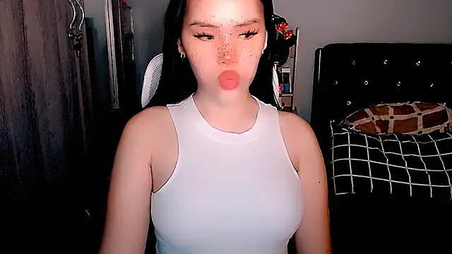 Snapshot of itsAsianFucker chatting on February 2026 04:08:01 PM itsAsianFucker online show from February 2026 04:08:01 PM