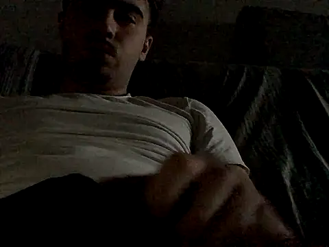 Snapshot of Cobra200 chatting on December 2025 07:08:01 AM Cobra200 online show from December 2025 07:08:01 AM