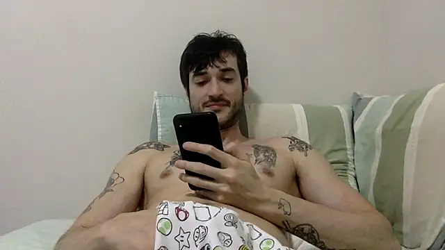 Fubinha online show from October 2025 02:12:02 AM