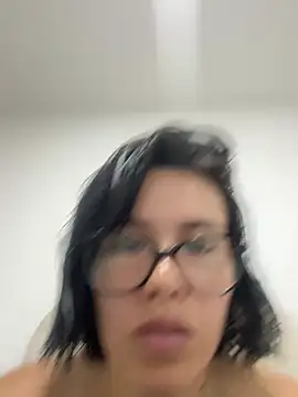 girldom online show from July 2026 02:51:02 AM