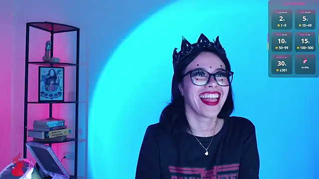 Snapshot of girldom chatting on November 2025 04:40:02 PM girldom online show from November 2025 04:40:02 PM