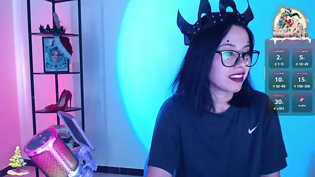 Snapshot of girldom chatting on December 2025 08:58:01 PM girldom online show from December 2025 08:58:01 PM