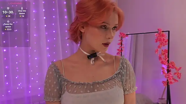 Snapshot of Molly_Wett_Pussy chatting on September 2025 01:11:02 PM Molly Wett Pussy online show from September 2025 01:11:02 PM