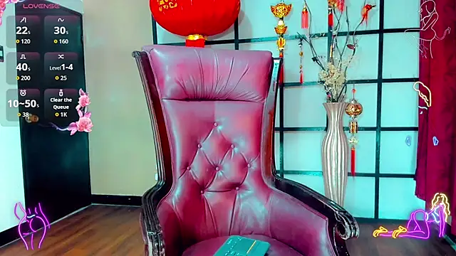 Britany montiel online show from September 2025 07:25:02 PM