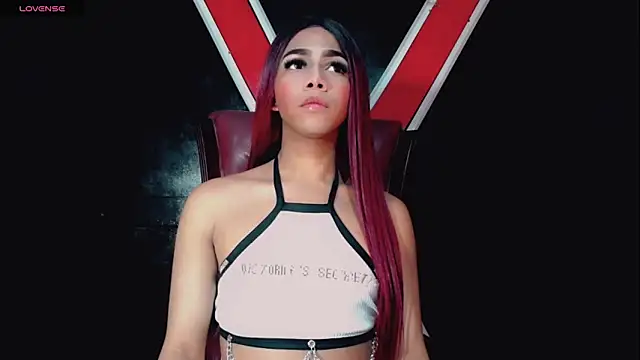 Britany montiel online show from October 2025 07:15:01 PM