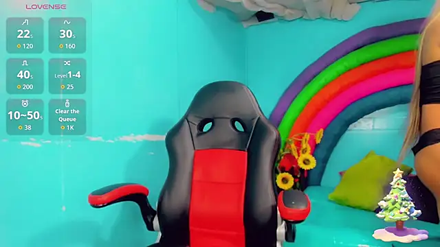 Britany montiel online show from November 2025 07:14:01 PM