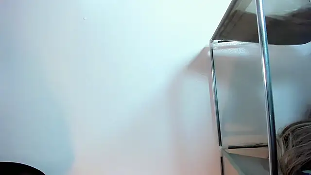 Britany montiel online show from April 2026 07:07:01 PM