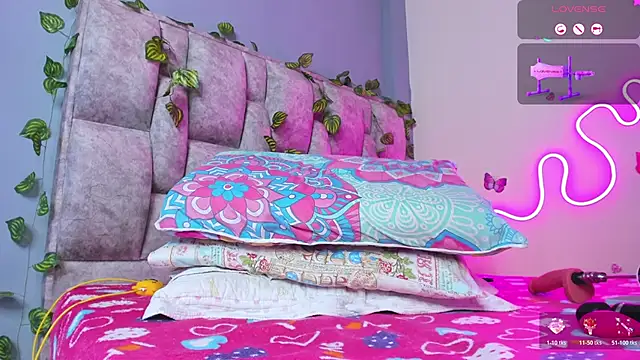 Alhara Luna online show from November 2025 09:52:02 PM