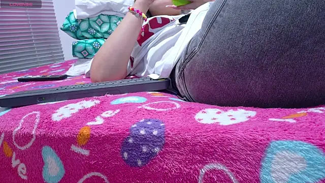 Alhara Luna online show from April 2026 12:59:02 AM