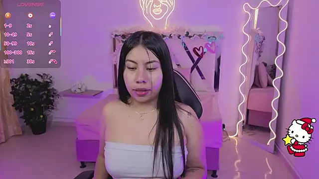 ZURY TAY online show from December 2025 11:49:01 AM