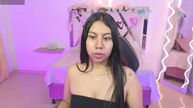 ZURY TAY online show from September 2025 11:38:02 AM