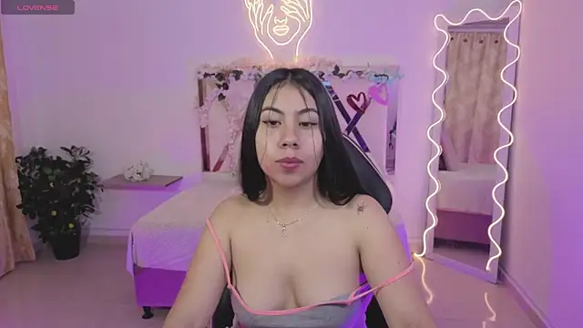 Snapshot of ZURY_TAY chatting on December 2025 11:46:02 AM ZURY TAY online show from December 2025 11:46:02 AM