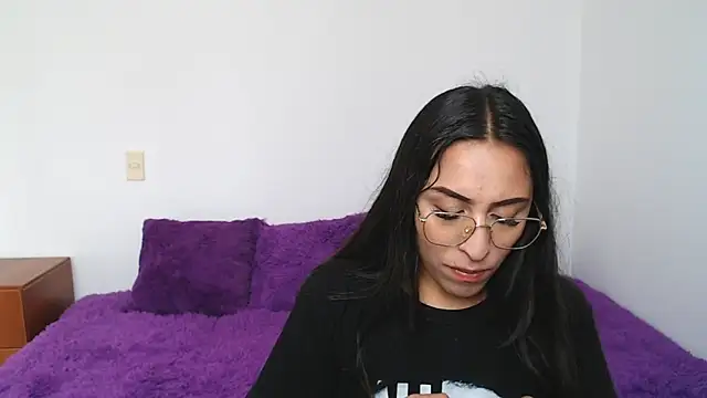 Snapshot of rosse77_ chatting on September 2025 01:06:01 PM rosse77 online show from September 2025 01:06:01 PM
