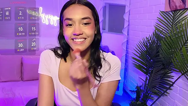 Snapshot of artemiss_tay chatting on November 2025 07:07:01 PM artemiss tay online show from November 2025 07:07:01 PM