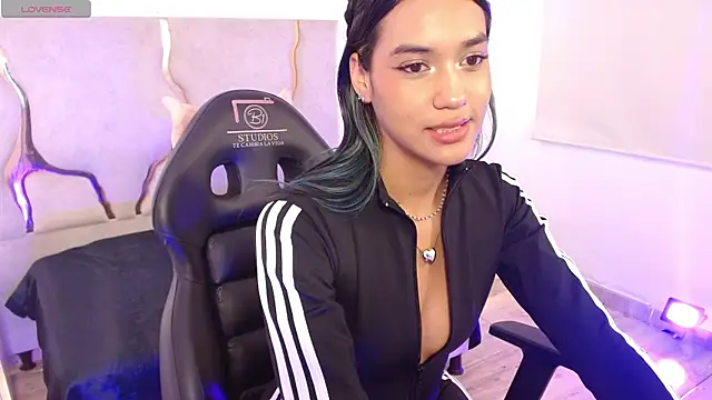 Snapshot of artemiss_tay chatting on January 2026 07:39:01 PM artemiss tay online show from January 2026 07:39:01 PM