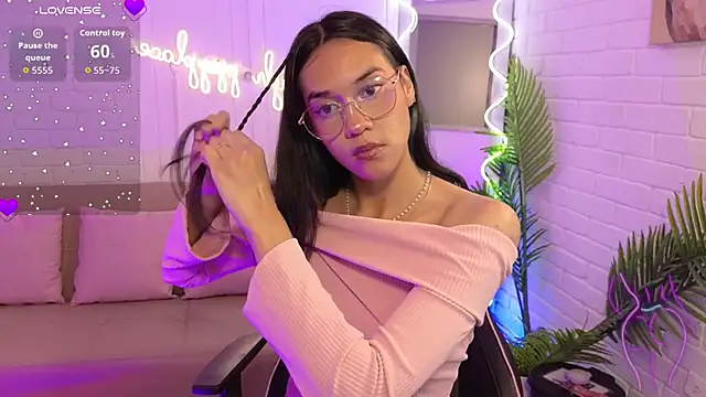 Snapshot of artemiss_tay chatting on October 2025 05:53:02 PM artemiss tay online show from October 2025 05:53:02 PM