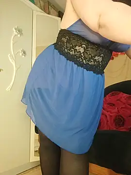 MIA LO VE online show from April 2026 11:56:02 AM