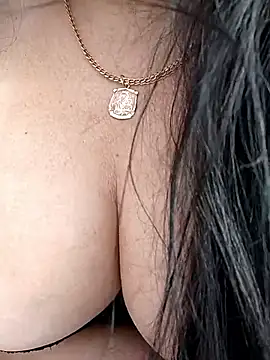 MIA LO VE online show from September 2025 12:27:01 PM