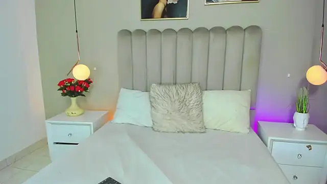 Snapshot of Dani_rosse_ chatting on May 2026 12:44:01 PM Dani rosse online show from May 2026 12:44:01 PM