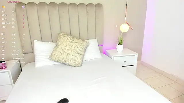 Dani rosse  online show from February 2026 01:22:01 PM