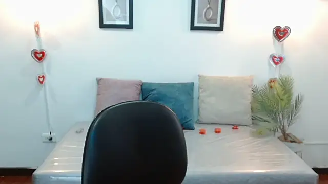 Evanss lx online show from February 2026 07:27:01 PM